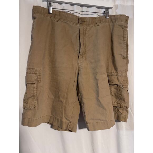 Roundtree & Yorke Cargo Shorts - Size 36 - Picture 1 of 11